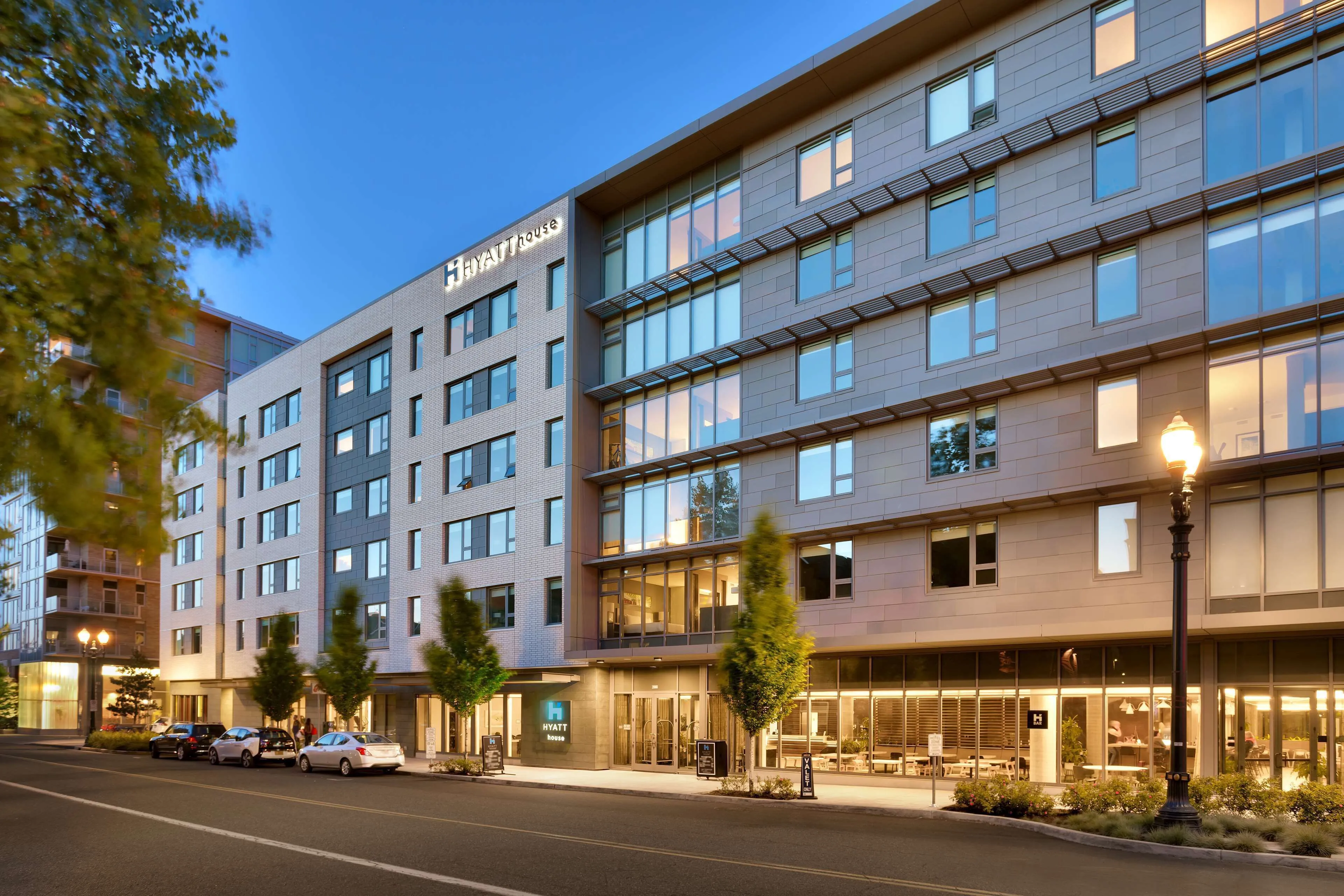 Hyatt House Portland/Downtown — photo 4