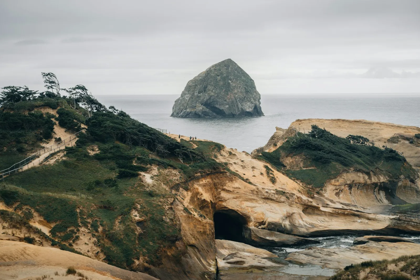Rock formation on the cliff at Cape Kiwanda, Pacific City.